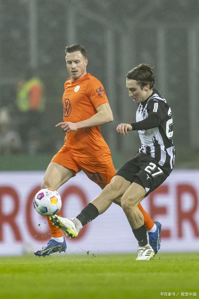 包含加时末段法兰克福调整名单以备德甲，回应争议环节打磨，话题不断，训练强度明显提升的词条