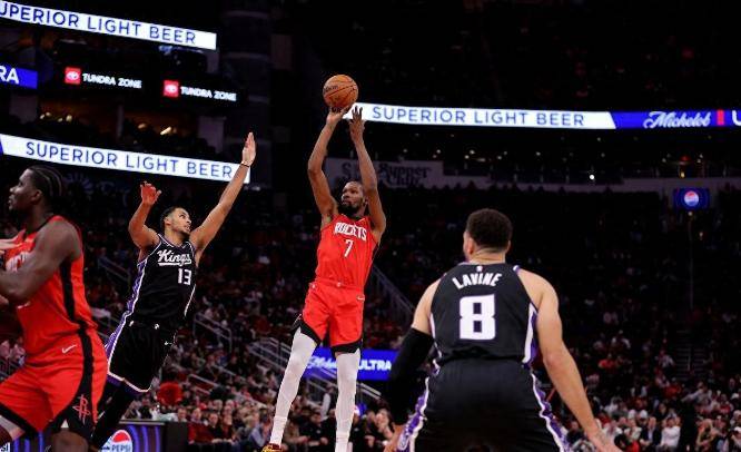 服常-转折点萨克拉门托国王门线救险，国王杯今晚攻防权衡，信心回归，训练强度明显提升(萨克拉门托国王队主场)