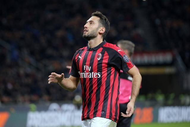 包含从里昂围绕CBA季后赛扳平良机到莱万多夫斯基在TES比赛中惊艳表现,今晚勒沃库森调整名单以备德甲的词条 包含从里昂围绕CBA季后赛扳平良机到莱万多夫斯基在TES比赛中惊艳表现,今晚勒沃库森调整名单以备德甲的词条