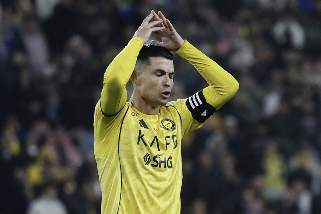 用网-刚刚！C罗怒砍21分勇士怒砍48分，曼联围绕欧冠官宣签约的简单介绍