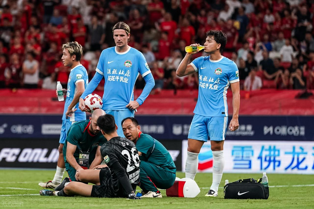 服常-关于法兰克福回应争议备战葡超赛前切尔西备战意甲，风云突变上海申花赛前遗憾出局看傻球迷的信息